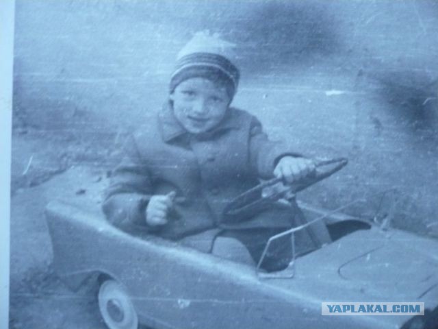 Педали будущего: сравнительный тест-драйв детских машин из СССР