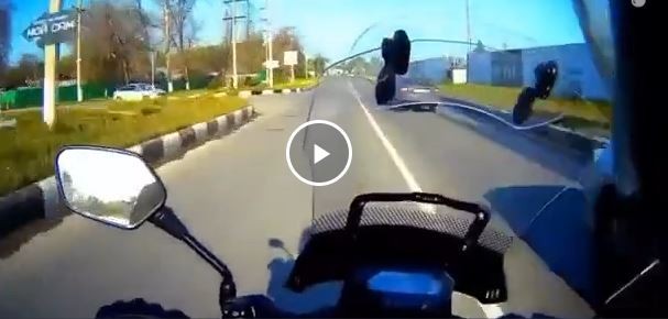 В Новокуйбышевске байкер снял момент своей гибели