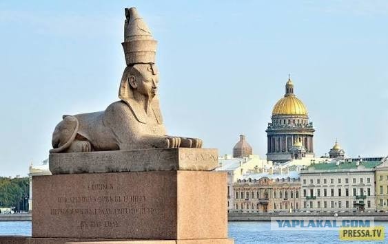 Деревянная статуя возрастом около 4500 лет