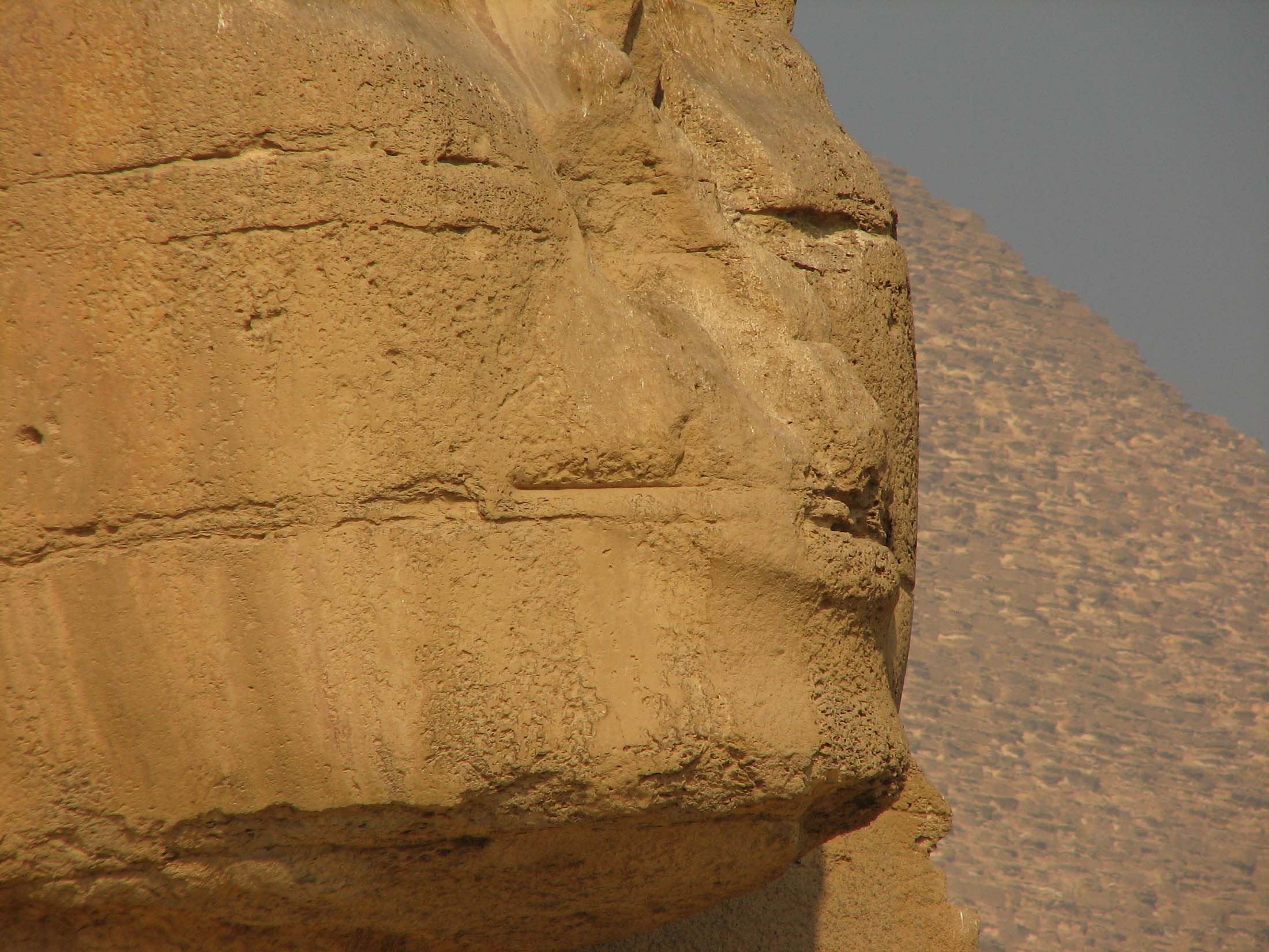 Пирамида снофру имеет 220 104 11. Сфинкс Египет вид сбоку. Сфинкс Снофру. Сфинкс Египет вид сверху.