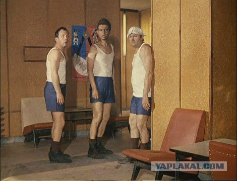 Ураган заставил людей голыми убегать из домов!