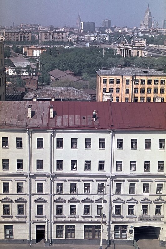Москва и москвичи. Двадцатый век. 12.05.25