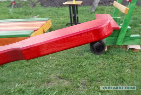 Качели для ребятишек