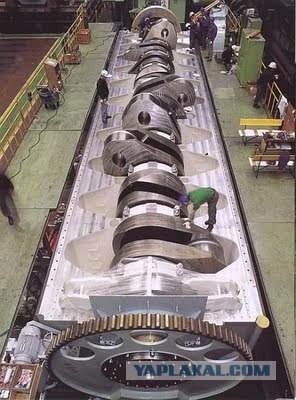 «Смерч»: двигатель — V12, 650 «лошадей»