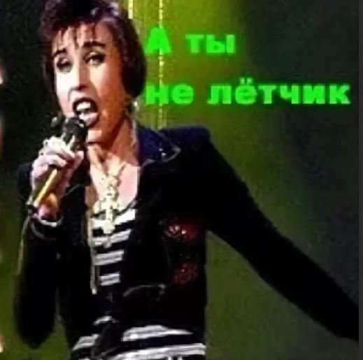 Индус придумал, как проходить в самолет без очереди