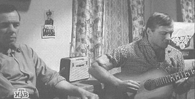 Ошибка резидента ножкин. Музыкальная шкатулка пытка немцами. Ошибка резидента бекас. Абрикосов судьба резидента. Ошибка резидента.