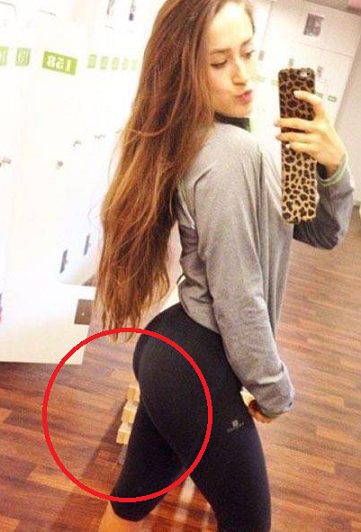 Сексуальные девушки в спортивных штанишках