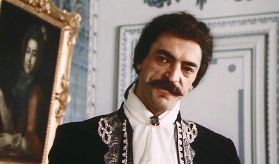История СССР. Литва, 1980-е . Раввин с калмычкой спрашивают у местных, как пройти в синагогу