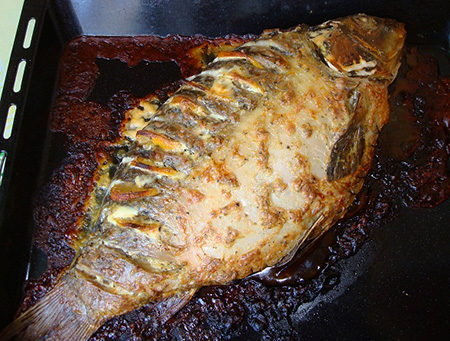 Карп всплыл