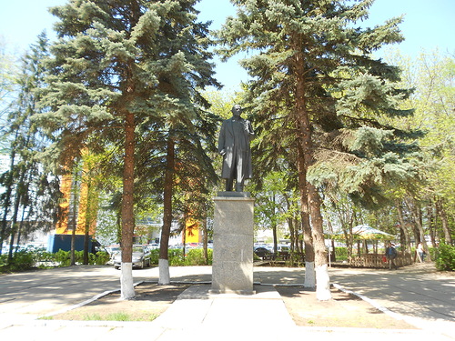 Интересные памятники вашего города