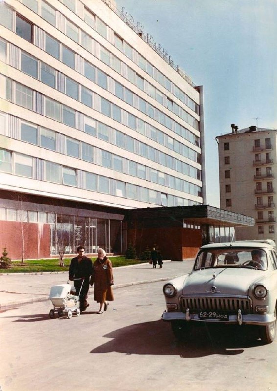 Москва и москвичи. Двадцатый век. 04.04.24