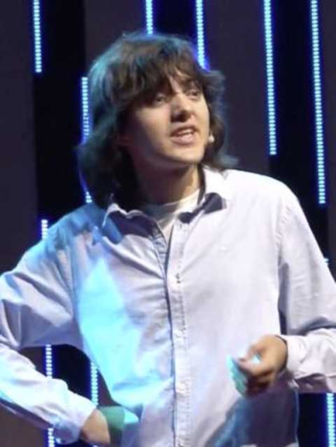 Студент придумал, как избавить океаны от мусора.