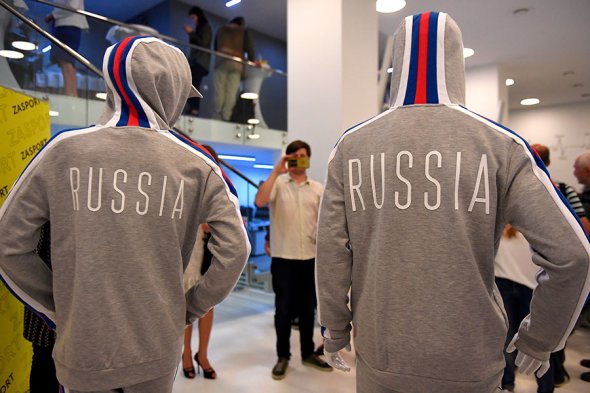 В Москве показали новую олимпийскую форму сборной России, и она выглядит хуже смерти голубя