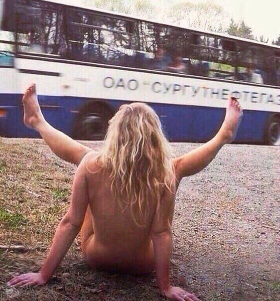 Давай я тебя ещё вот в этой позе сфоткаю