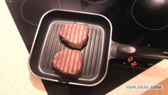Мясо с кровью