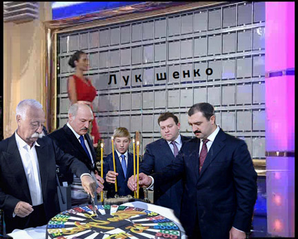Николай Лукашенко на саммите ШОС сел в один ряд с главами государств
