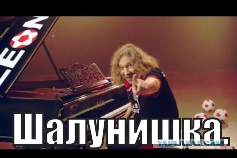 «В самолете был хаос: кто смеялся, а кто — ругался»