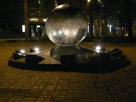 Необычные статуи мира