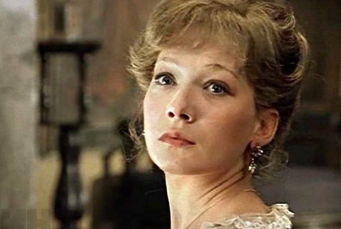 Елена Коренева