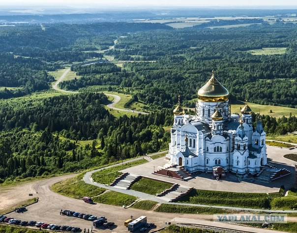 Самые красивые храмы России