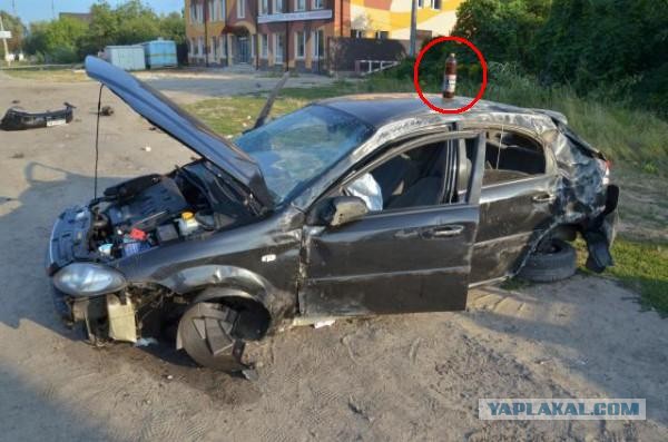 В Киеве пьяные автослесари уничтожили машину клиен