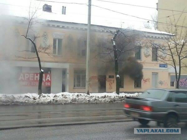 И на хера мы к этим уродам поперлись ?!