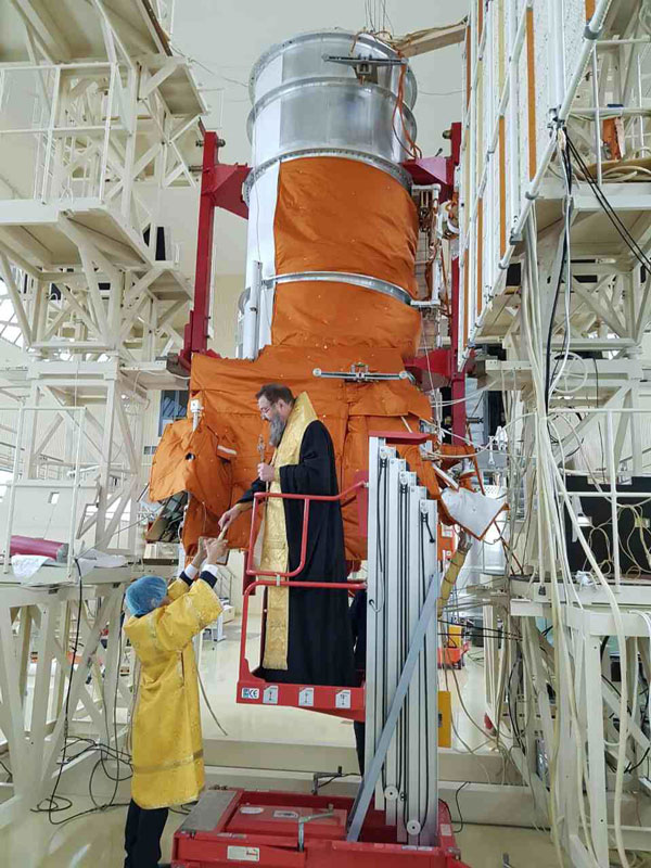 Роскосмос начал переговоры с НАСА о местах для космонавтов на американском Orion