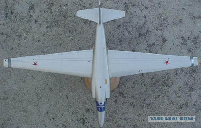 Дальний высотный самолет-разведчик С-13
