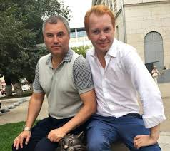 Посол Украины в Берлине возглавил колонну на марше ЛГБТ.