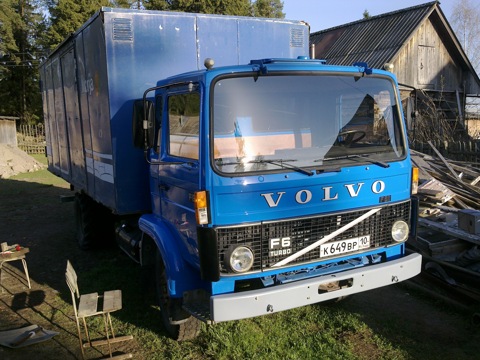 Отец купил своему сыну, который только что закончил школу, убитую Volvo F6 и вместе восстановили её в идеал