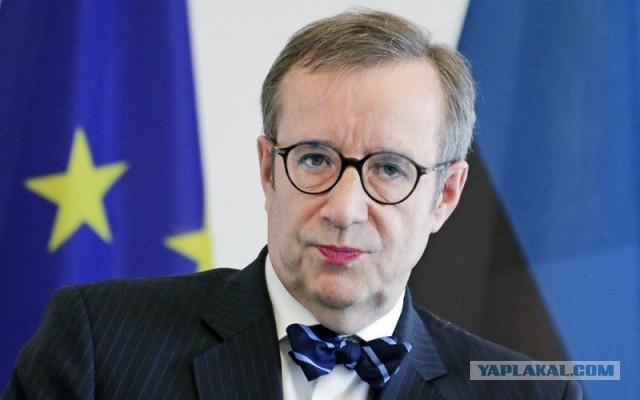 Экс-президент Эстонии потребовал запретить гражданам России въезд в Евросоюз