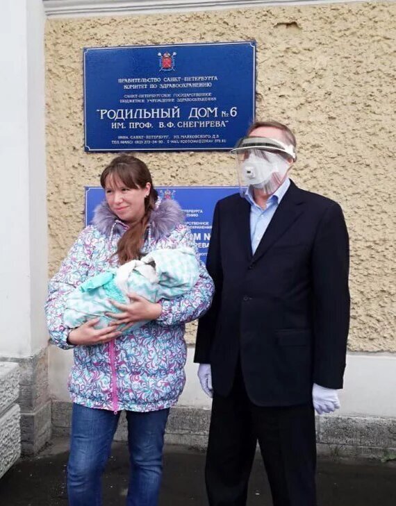 Необычный хоккей на Олимпиаде в Пекине. Он не только с шайбой, но еще и с респиратором