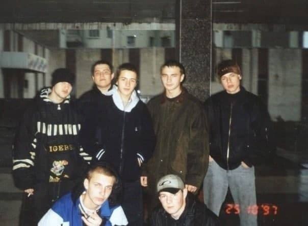 Интересные снимки известных людей на фото 90-х годов