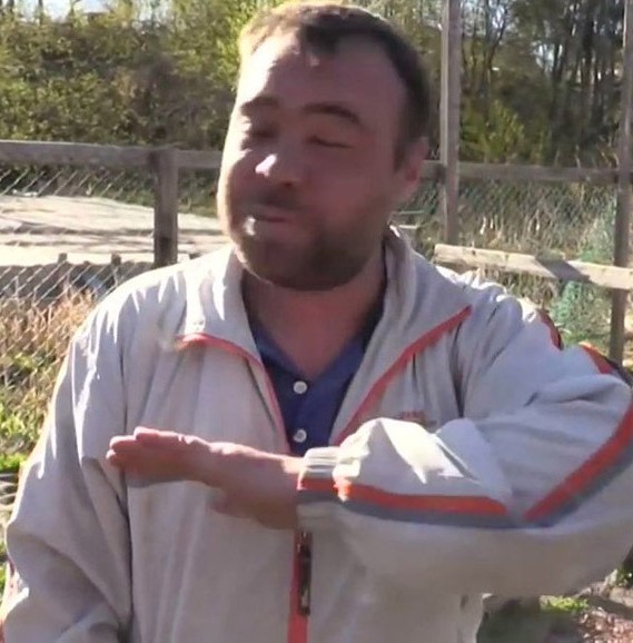 Певец Ярослав Дронов, более известный как Shaman, разводится со своей супругой Еленой