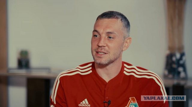 Чел поделился в соцсетях старым фото своей мамы