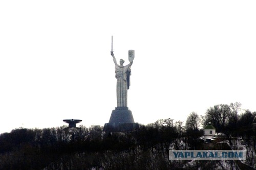 Станция метро "Днепр"