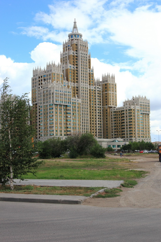 Открылся первый Макдональдс в Казахстане