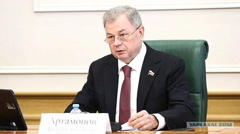 Регионы призвали провести ревизию затрат на учреждения образования и здравоохранения из-за долгов