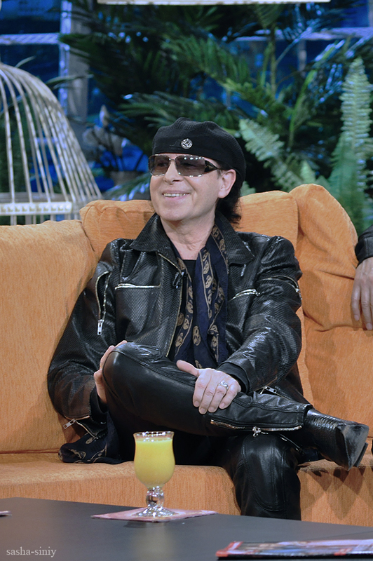 Sсorpions в гостях у Девчат