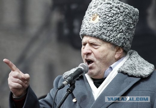 Журналистка "МК" нападает на НТВшников