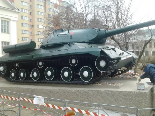 Где красные звезды?