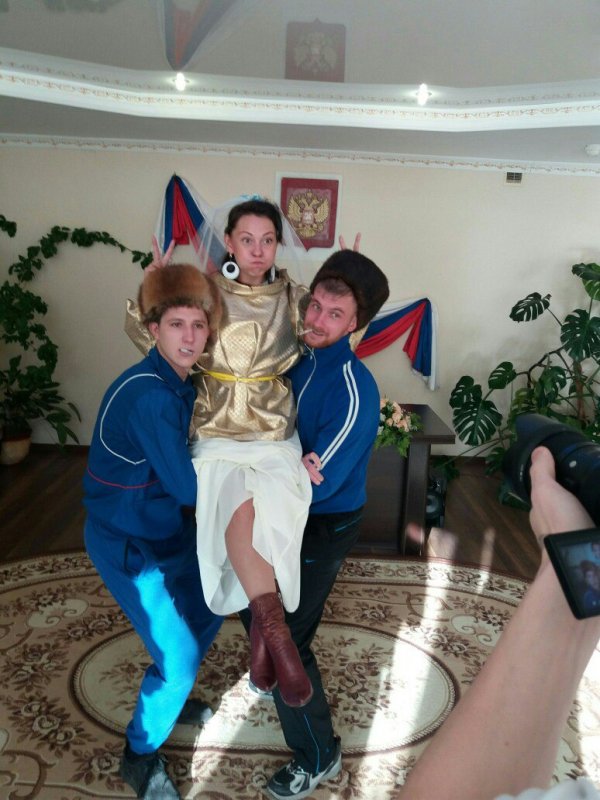Свадьба твоей одноклассницы
