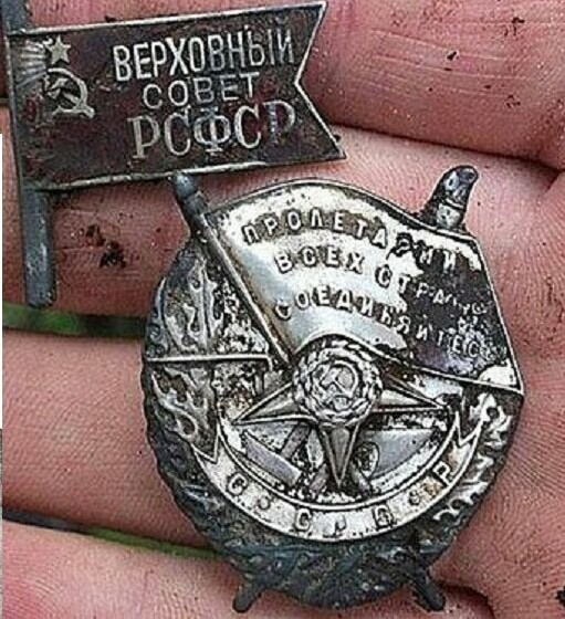 В Госдуме назвали провокацией раздачу повесток у метро, но осудили темпы мобилизации в столице.