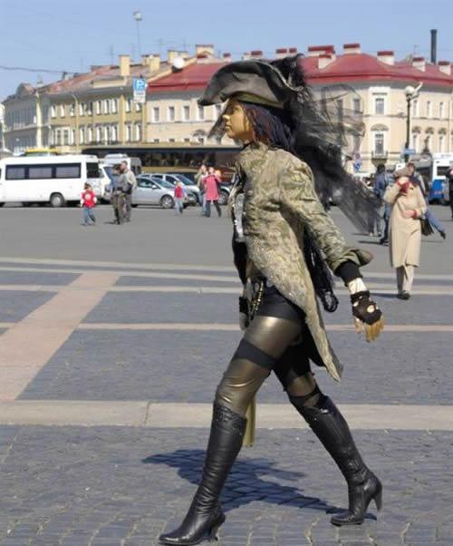 Между тем, Россия