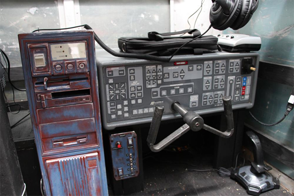 Симулятор космического корабля для сына