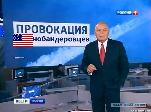 Разгон майдана в Ереване водометами