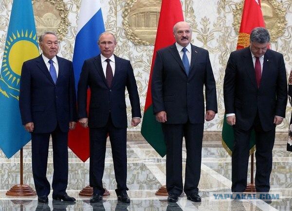 Минский Путин - расшифровка жестов