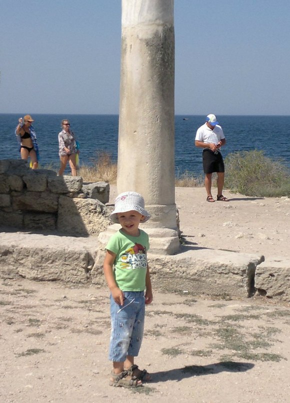 Последнее фото с Вашего телефона.