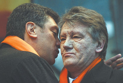 Участников воронежского марша закидали зеленкой