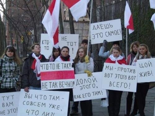 Лукашенко пригрозил выявить каждого участника акций протеста